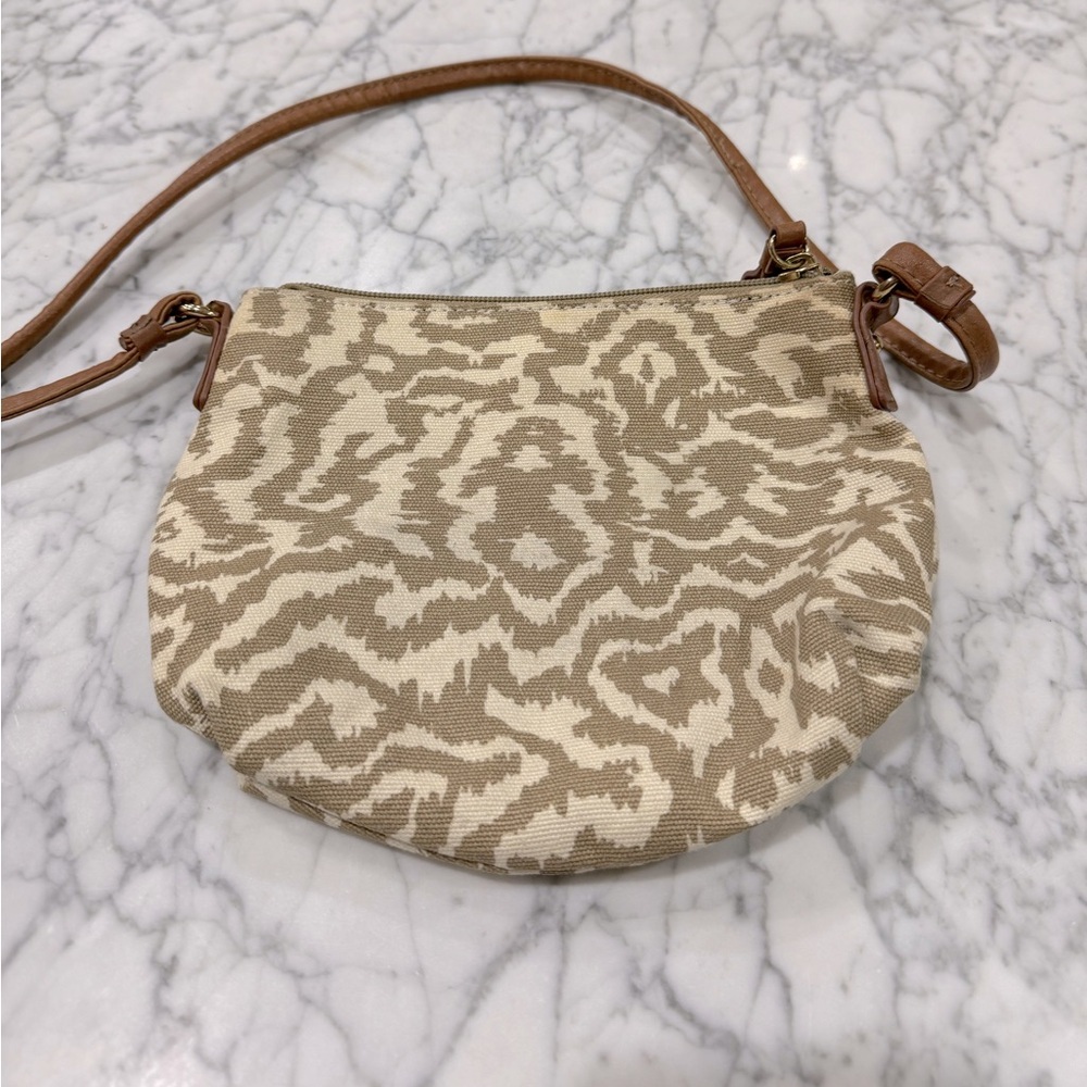 Tommy Hilfiger crossbody in tan and cream with leather strap - Picture 7 of 9